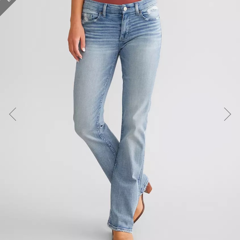 BKE jeans Payton. Bootcut mid rise universal fit. Size 32